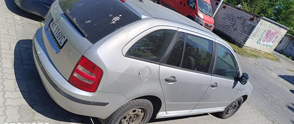 Skoda Fabia cena 4000 przebieg: 405000, rok produkcji 2006 z Warszawa małe 37